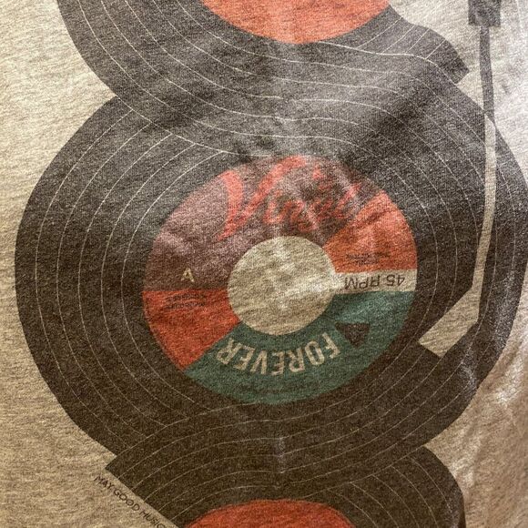 Typographia “45 RPM Vinyl Forever”, Medium Shortsleeved, Gray T-shirt, Unisex - Picture 2 of 13
